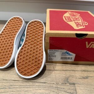 Vans Kids Sneakers - Blue and White